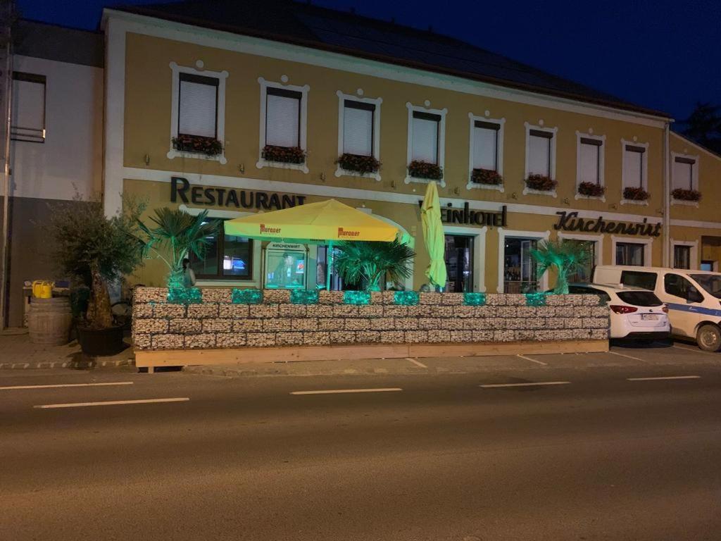 Weinhotel Kirchenwirt غولز المظهر الخارجي الصورة
